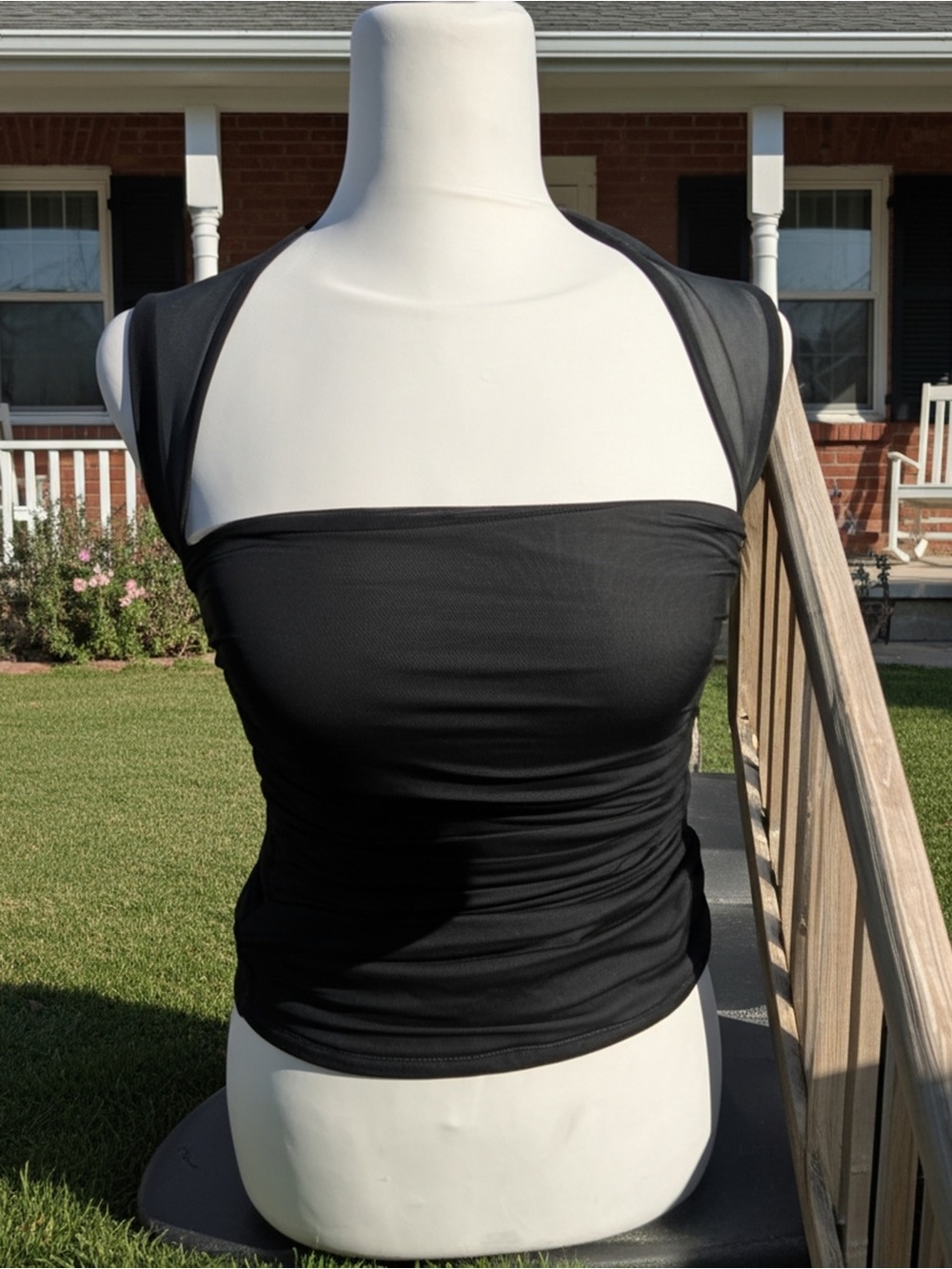 Abercrombie & Fitch Black Sleeveless Square-Neck Tank